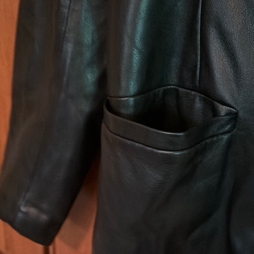 Abercrombie & Fitch Black Leather Jacket with Relaxed Silhouette - Picture 6 of 7